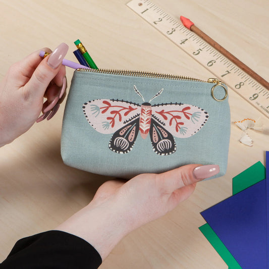 Far & Away Storage Bag