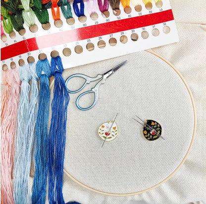 Cat Needle Minder